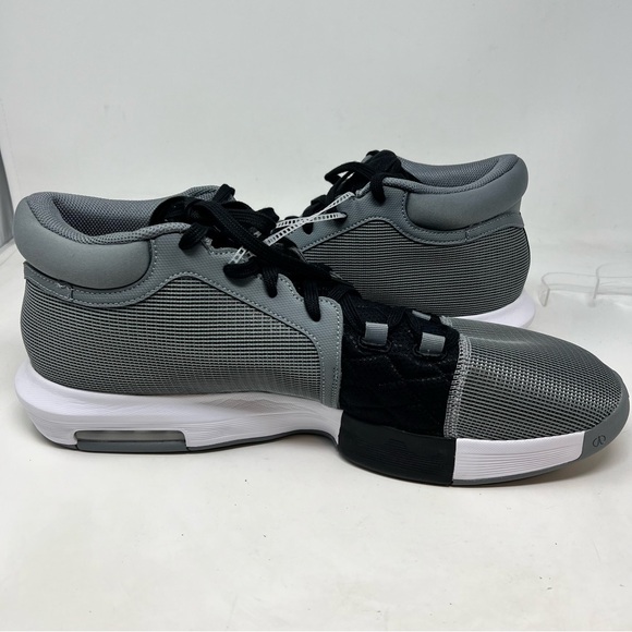 Nike LeBron Witness 8 Cool Grey Black White Size 18 Basketball Shoes main image 6